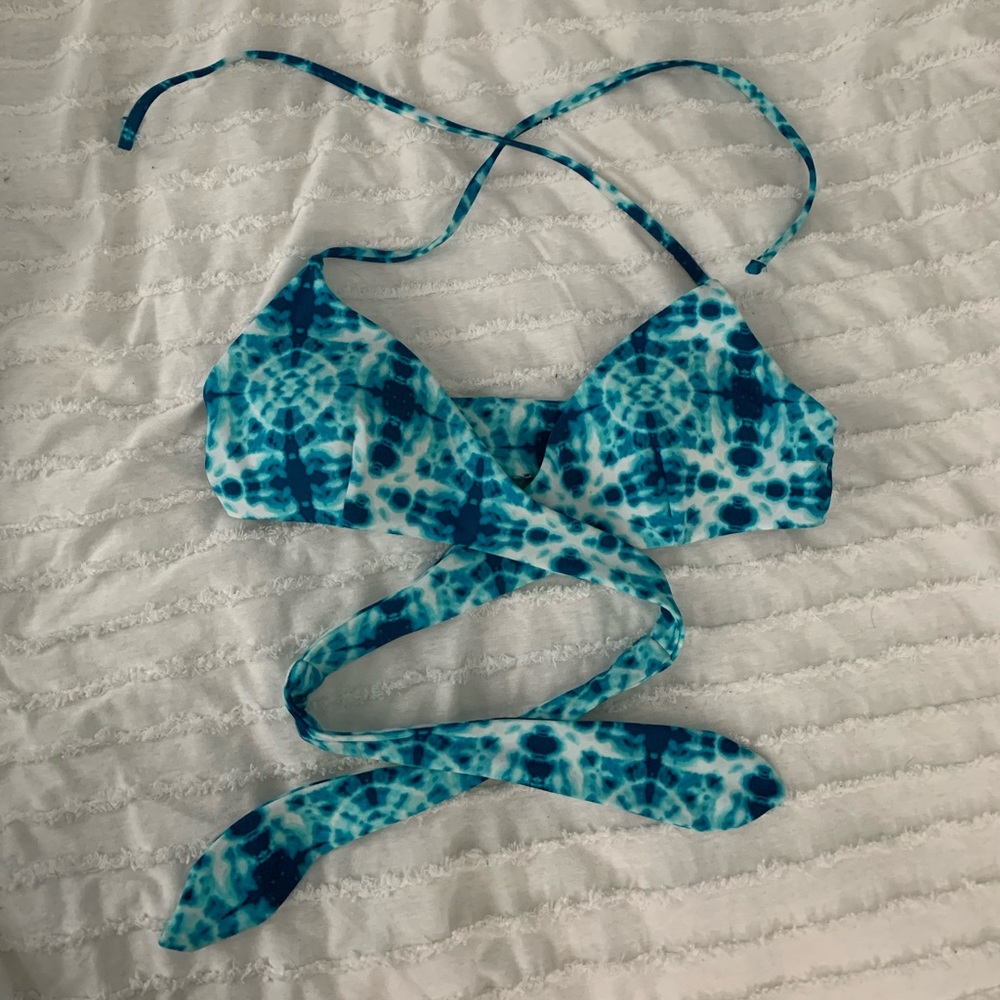 Tori Praver criss cross bikini top